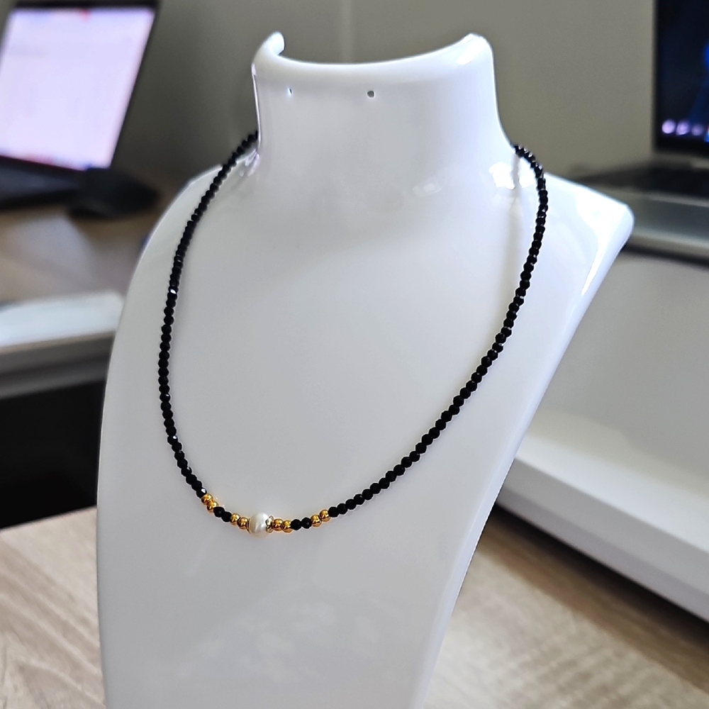 Elegant Black and Gold Beaded Necklace